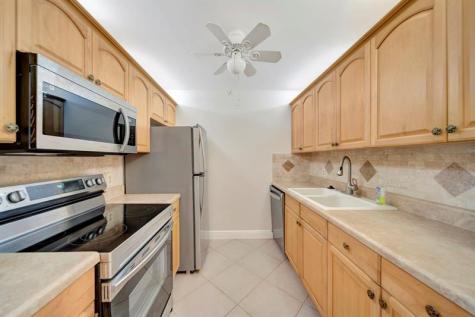 300 SW 134th Way Pembroke Pines FL 33027