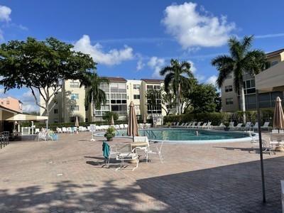 2811 Somerset Drive Lauderdale Lakes FL 33311
