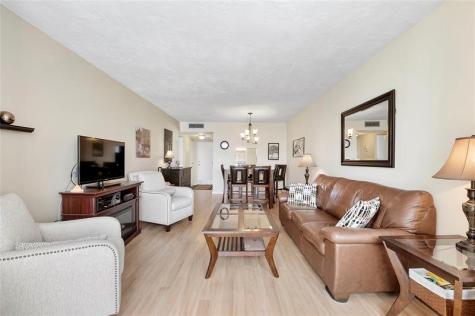 2811 Somerset Drive Lauderdale Lakes FL 33311