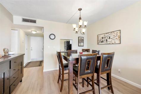 2811 Somerset Drive Lauderdale Lakes FL 33311