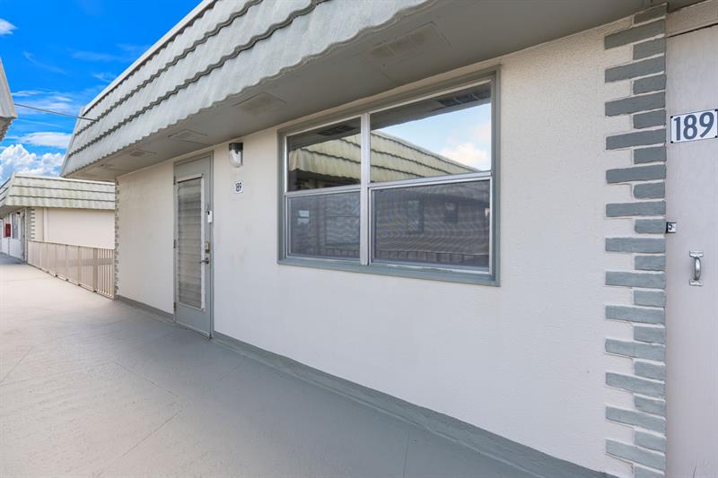 189 Brittany D Delray Beach FL 33446