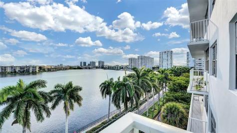 2851 NE 183rd Street Aventura FL 33160