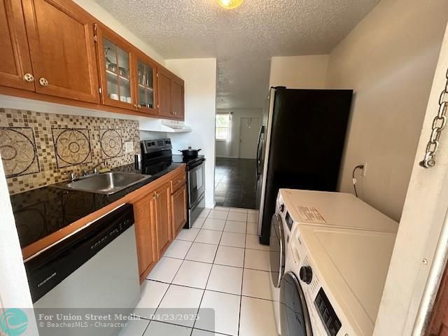 850 E Commercial Boulevard Oakland Park FL 33334