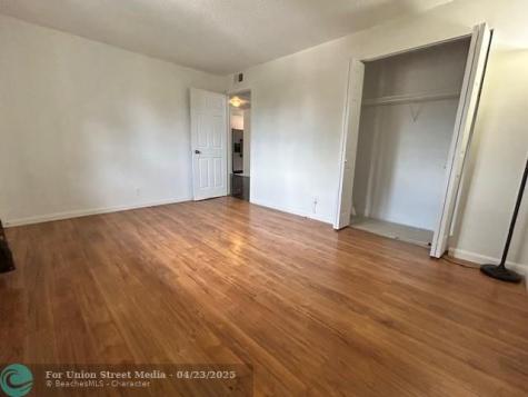 850 E Commercial Boulevard Oakland Park FL 33334