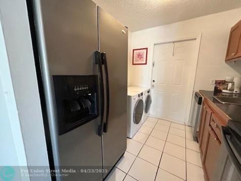 850 E Commercial Boulevard Oakland Park FL 33334