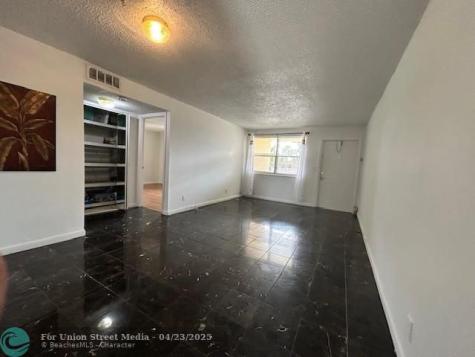 850 E Commercial Boulevard Oakland Park FL 33334