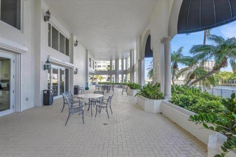 2880 NE 14th Street Causeway Pompano Beach FL 33062