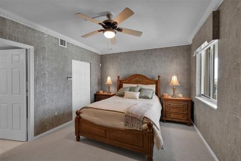 2880 NE 14th Street Causeway Pompano Beach FL 33062