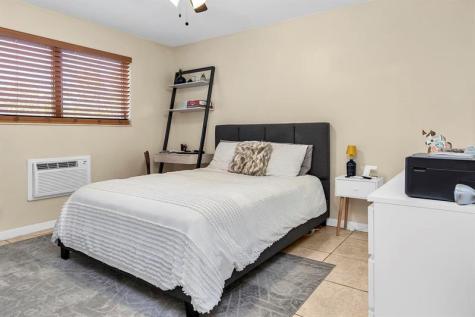 2700 NE 135th Street North Miami FL 33181