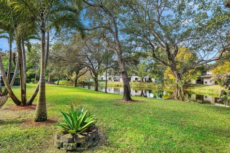 3023 NW 48th Avenue Coconut Creek FL 33063