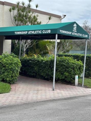 3023 NW 48th Avenue Coconut Creek FL 33063