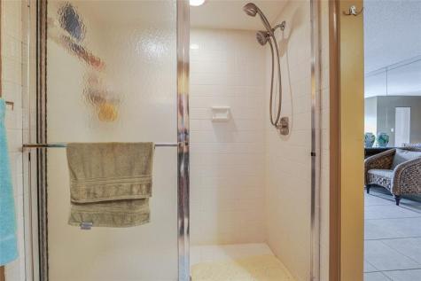 3930 Inverrary Boulevard Lauderhill FL 33319