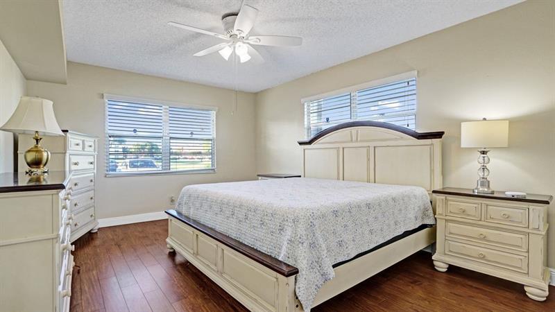 1036 Guildford B Boca Raton FL 33434