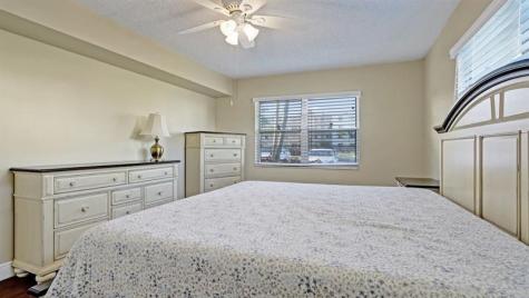 1036 Guildford B Boca Raton FL 33434