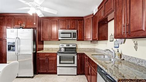 1036 Guildford B Boca Raton FL 33434