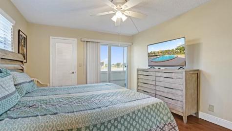 1036 Guildford B Boca Raton FL 33434