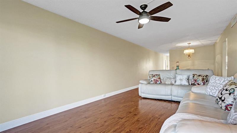 1036 Guildford B Boca Raton FL 33434