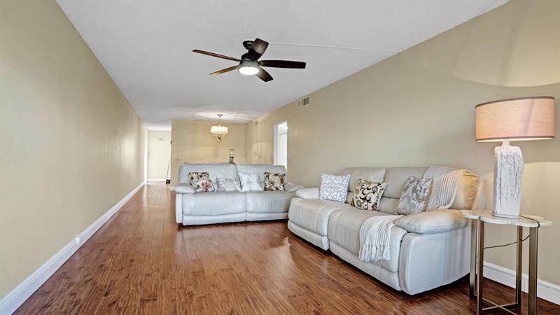 1036 Guildford B Boca Raton FL 33434