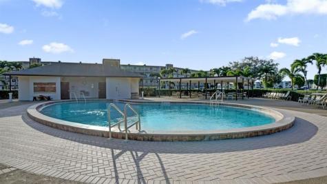 1036 Guildford B Boca Raton FL 33434