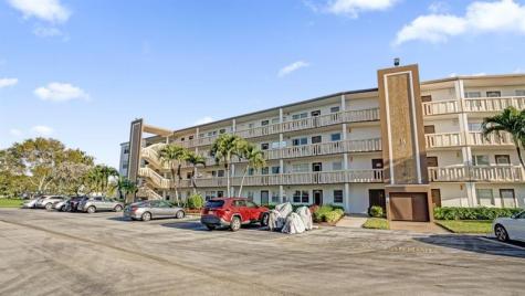 1036 Guildford B Boca Raton FL 33434