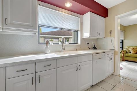 9800 Pecan Tree Drive Boynton Beach FL 33436