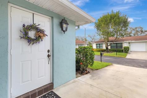 9800 Pecan Tree Drive Boynton Beach FL 33436