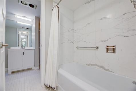 1 Las Olas Circle Fort Lauderdale FL 33316