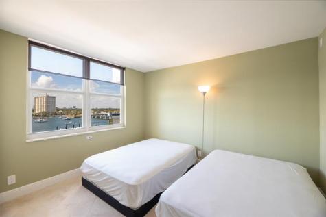 1 Las Olas Circle Fort Lauderdale FL 33316