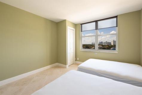 1 Las Olas Circle Fort Lauderdale FL 33316