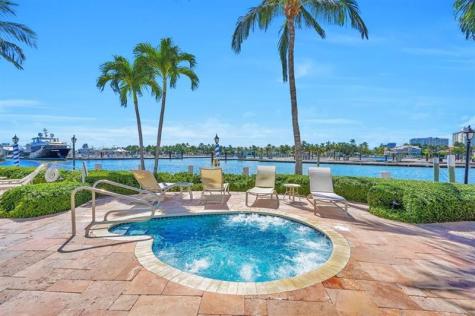 1 Las Olas Circle Fort Lauderdale FL 33316