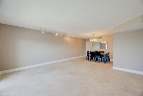 1 Las Olas Circle Fort Lauderdale FL 33316