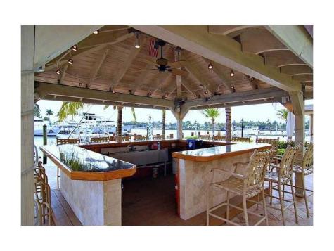 1 Las Olas Circle Fort Lauderdale FL 33316