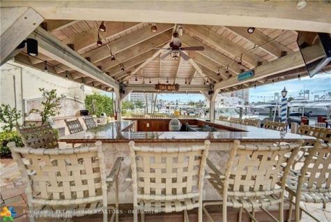 1 Las Olas Circle Fort Lauderdale FL 33316