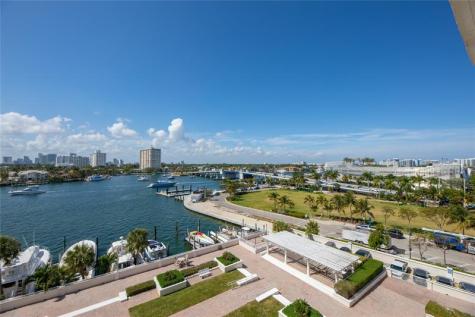 1 Las Olas Circle Fort Lauderdale FL 33316