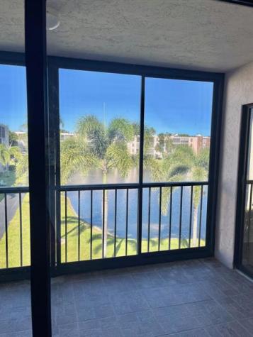 7351 Kinghurst Drive Delray Beach FL 33446