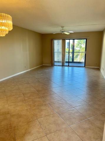 7351 Kinghurst Drive Delray Beach FL 33446