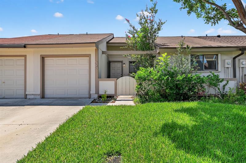 35 Winchmore Lane Boynton Beach FL 33426