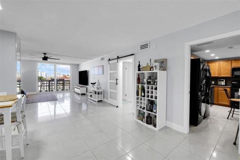 801 S Ocean Drive Hollywood FL 33019