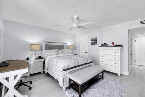 801 S Ocean Drive Hollywood FL 33019