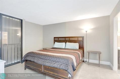 501 SW 11th Place Boca Raton FL 33432