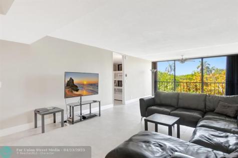 501 SW 11th Place Boca Raton FL 33432