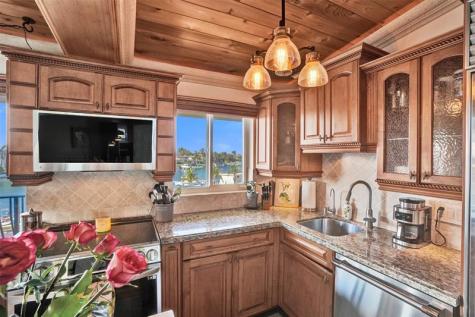 1039 Hillsboro Mile Hillsboro Beach FL 33062