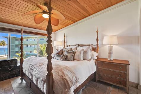 1039 Hillsboro Mile Hillsboro Beach FL 33062