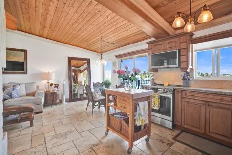 1039 Hillsboro Mile Hillsboro Beach FL 33062