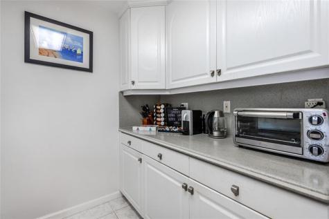 1401 S Federal Highway Boca Raton FL 33432