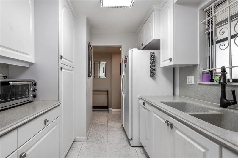 1401 S Federal Highway Boca Raton FL 33432