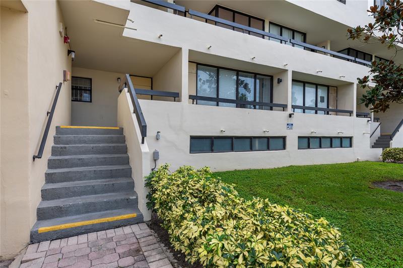 1401 S Federal Highway Boca Raton FL 33432