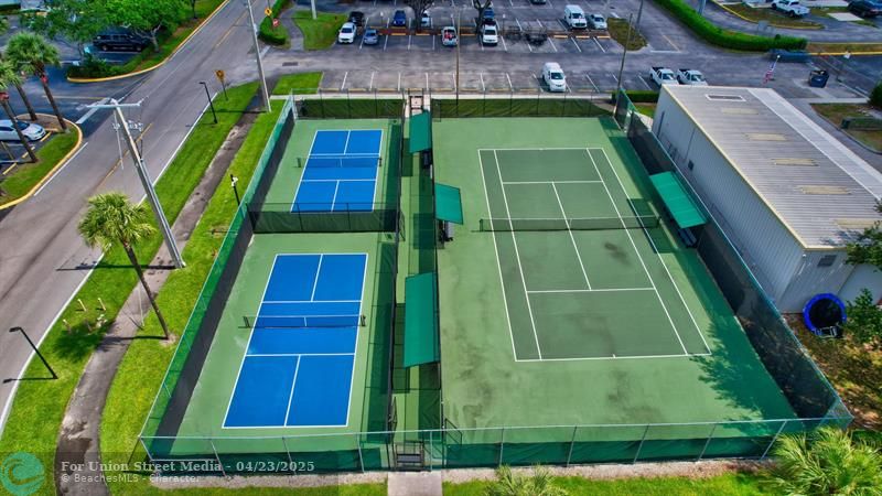 204 Burgundy E Delray Beach FL 33484