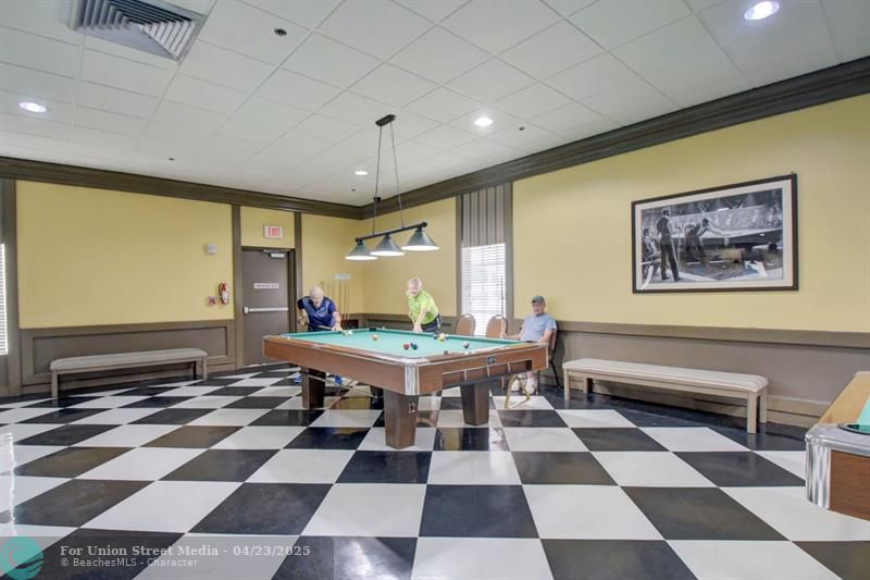 204 Burgundy E Delray Beach FL 33484