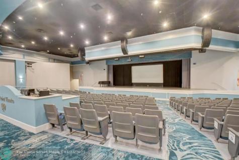 204 Burgundy E Delray Beach FL 33484